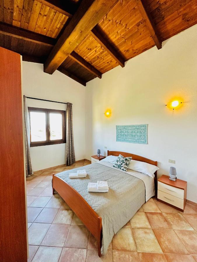 Villa Antonella Apartments オルビア エクステリア 写真