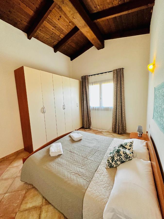 Villa Antonella Apartments オルビア エクステリア 写真
