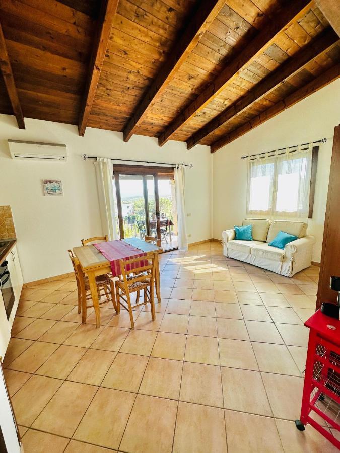 Villa Antonella Apartments オルビア エクステリア 写真